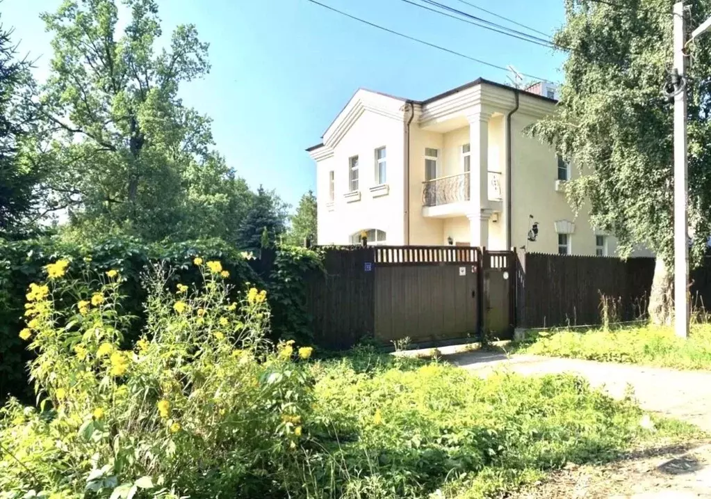 Дом в Московская область, Одинцовский городской округ, с. Немчиновка ... - Фото 0