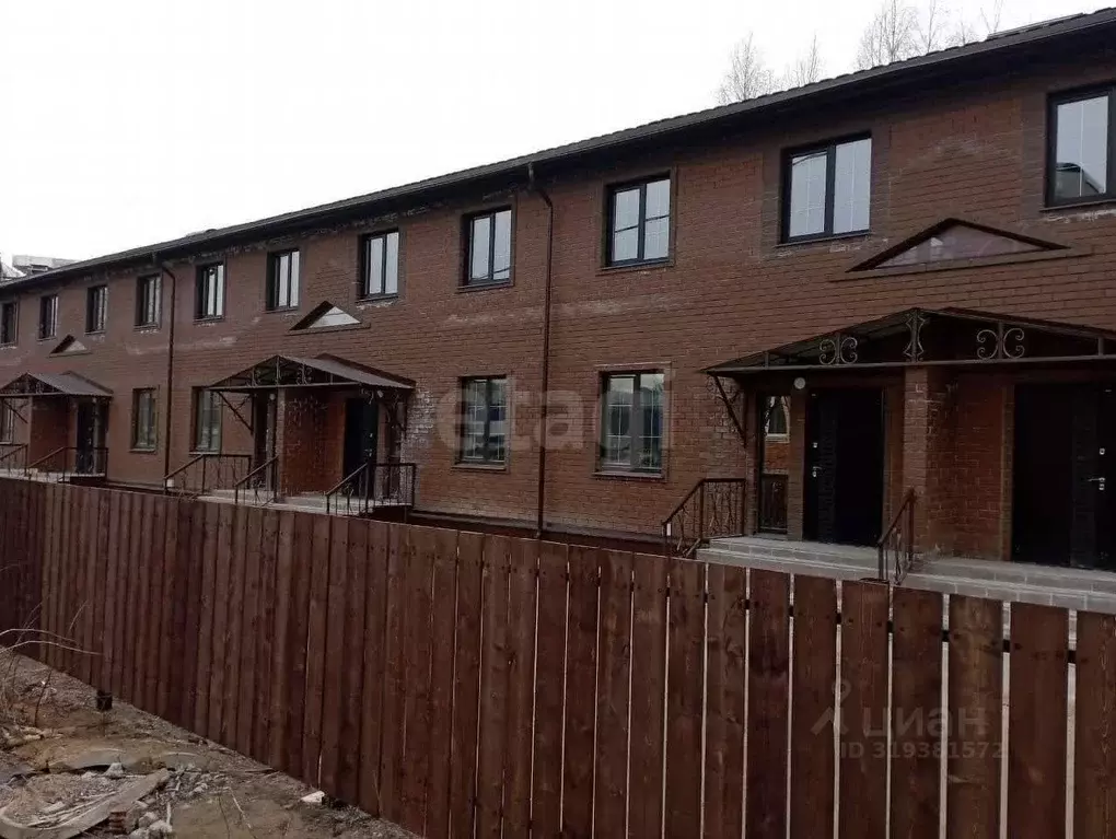 Таунхаус в Коми, Сыктывкар ул. Савина, 60 (96 м) - Фото 0