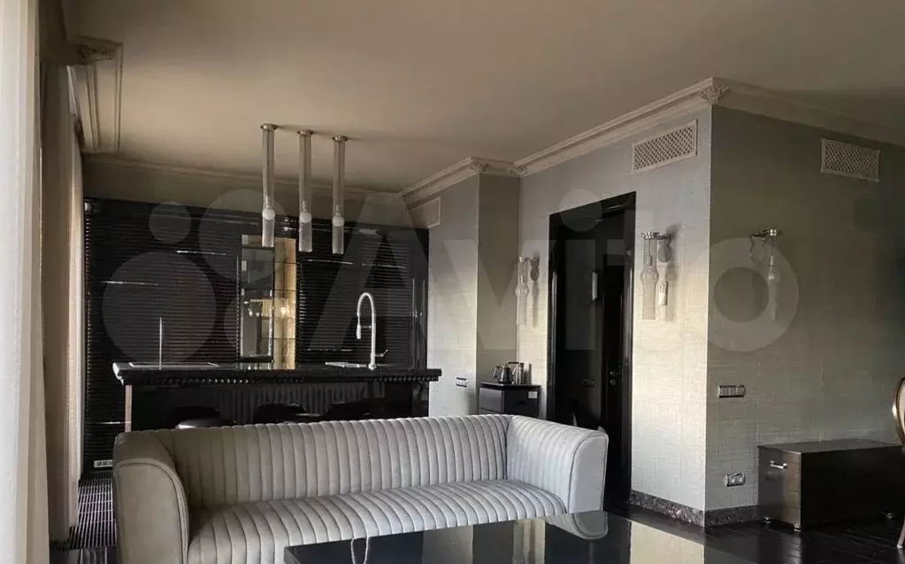 4-к. квартира, 160 м, 5/8 эт. - Фото 0