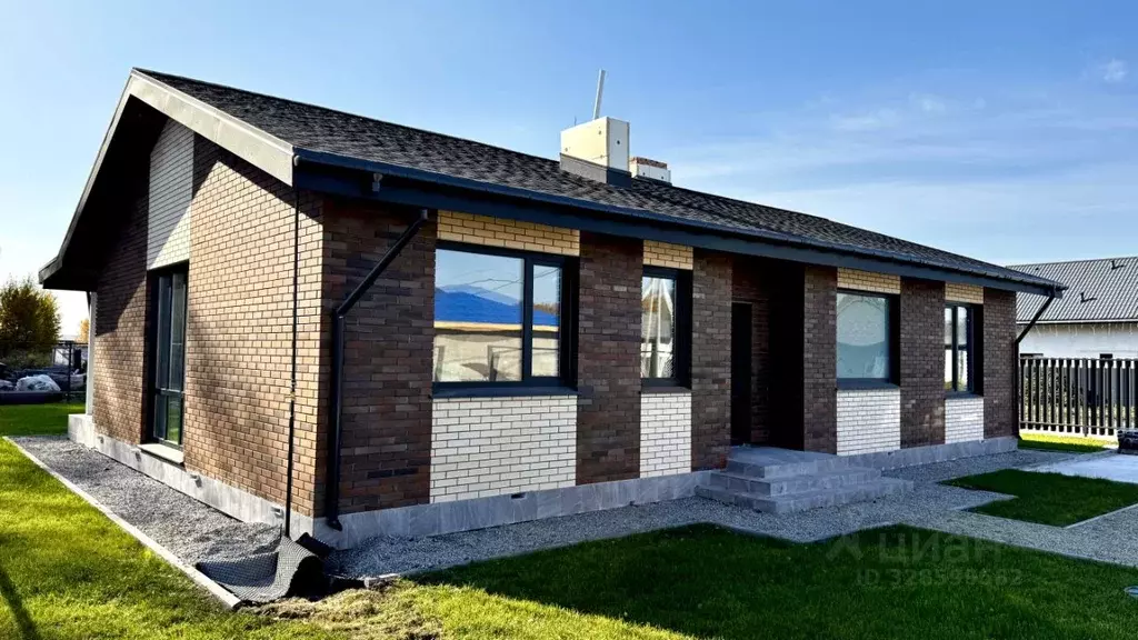 Коттедж в Омская область, Омский район муниципальный округ, с. ... - Фото 1