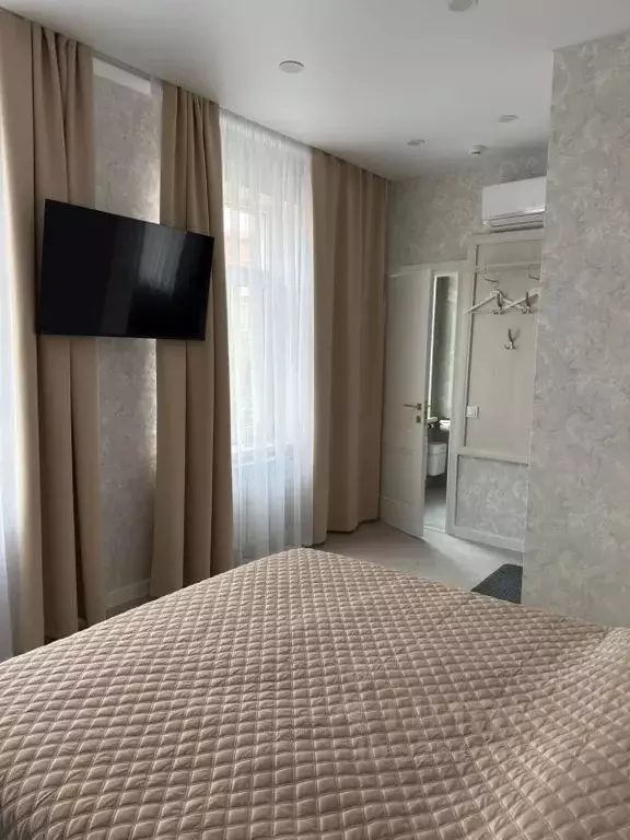 Комната Калининградская область, Черняховск ул. Ленина, 19 - Фото 1