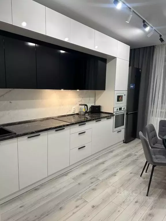 2-к кв. Томская область, Томск Киевская ул., 15 (72.0 м) - Фото 1