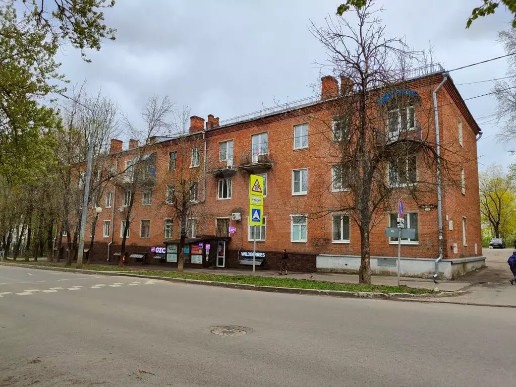 3-к. квартира, 80 м, 3/3 эт. - Фото 0