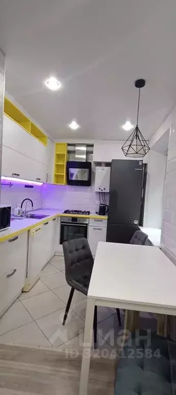 2-к кв. Псковская область, Псков ул. Леона Поземского, 21/1 (43.0 м) - Фото 1