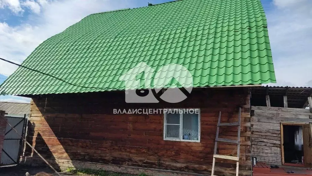 Дом в Новосибирская область, Чановский район, с. Отреченское ... - Фото 1