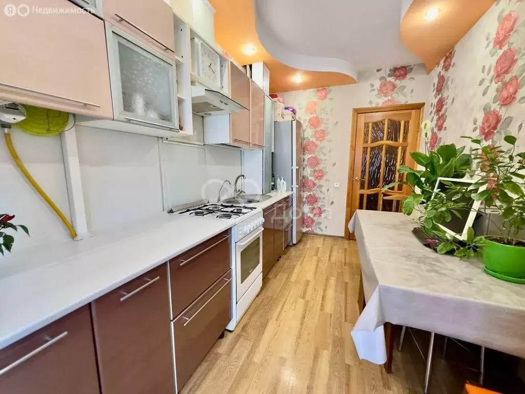 3-комнатная квартира: Волгоград, Автомагистральная улица, 3 (67.7 м) - Фото 1
