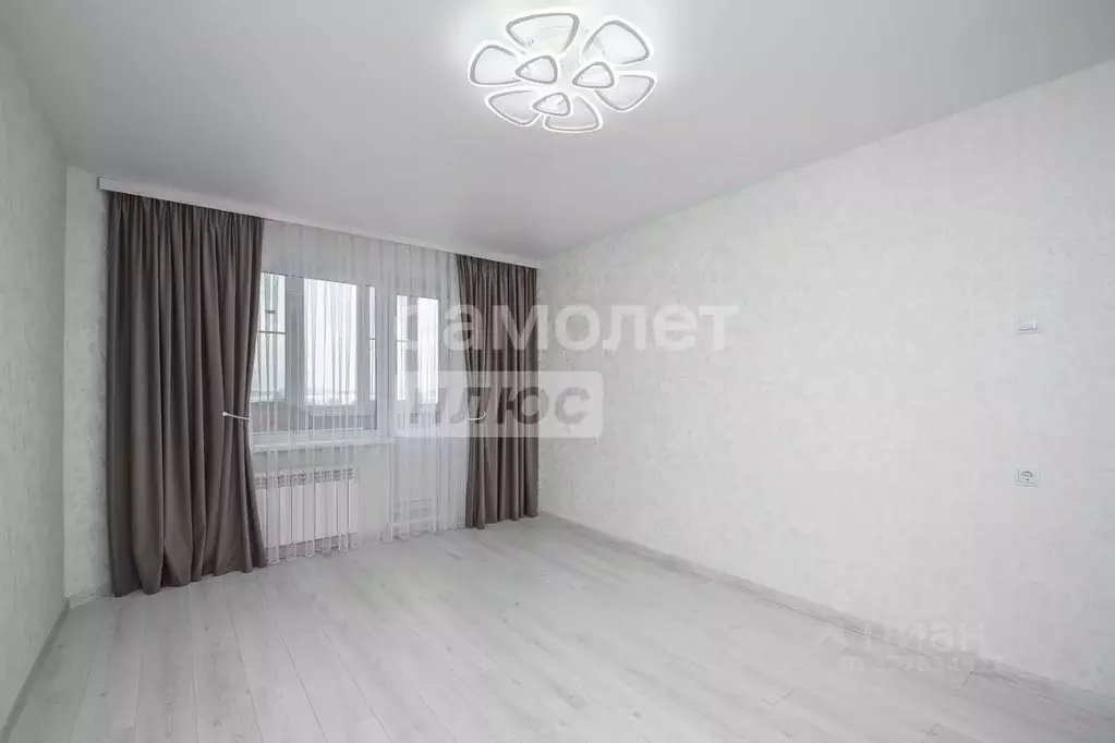 1-к кв. Омская область, Омск ул. Конева, 32 (38.0 м) - Фото 0