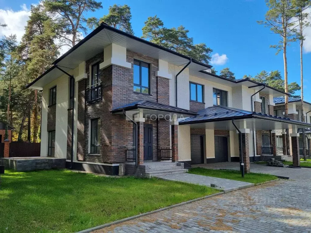 Таунхаус в Алтайский край, Барнаул ул. Фомина, 142/6 (246 м) - Фото 1