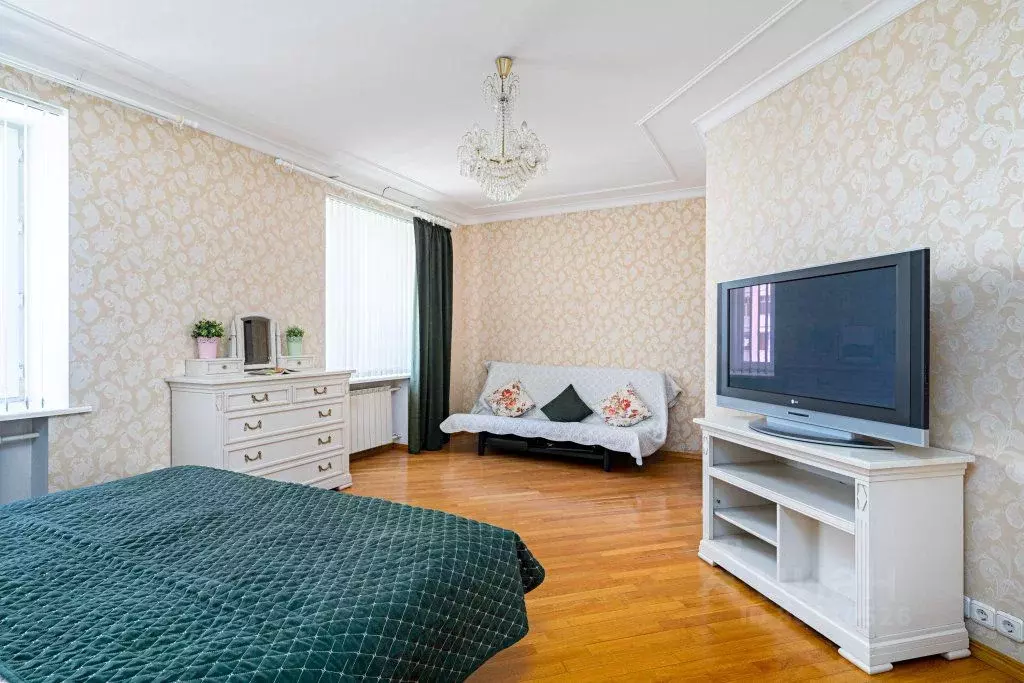 2-к кв. Татарстан, Казань ул. Сафиуллина, 16 (120.0 м) - Фото 1
