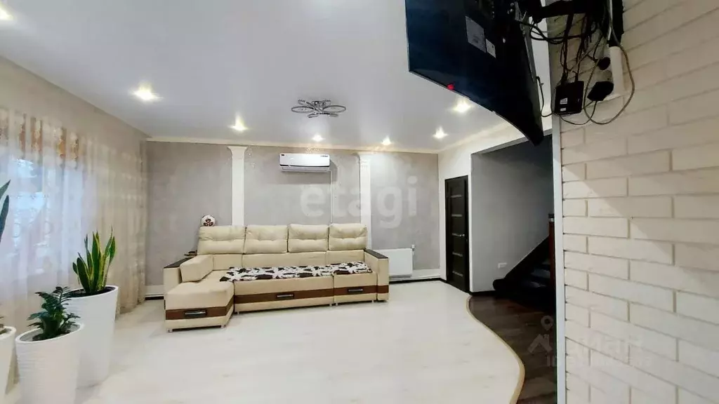 Дом в Башкортостан, Стерлитамак Патриотическая ул. (140 м) - Фото 1