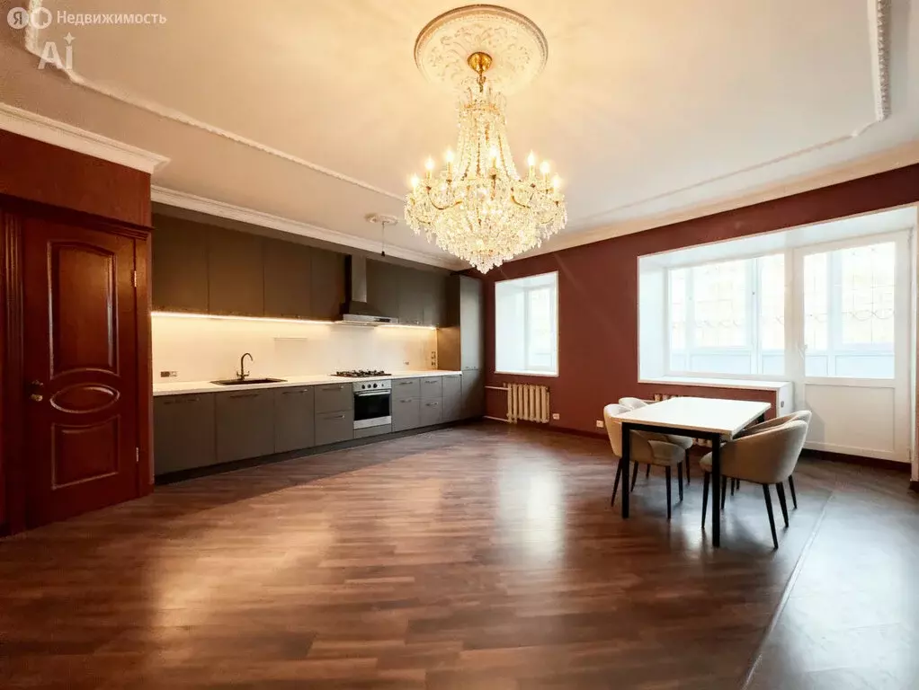 3-комнатная квартира: Курган, 4-я Больничная улица, 10 (115.9 м) - Фото 1