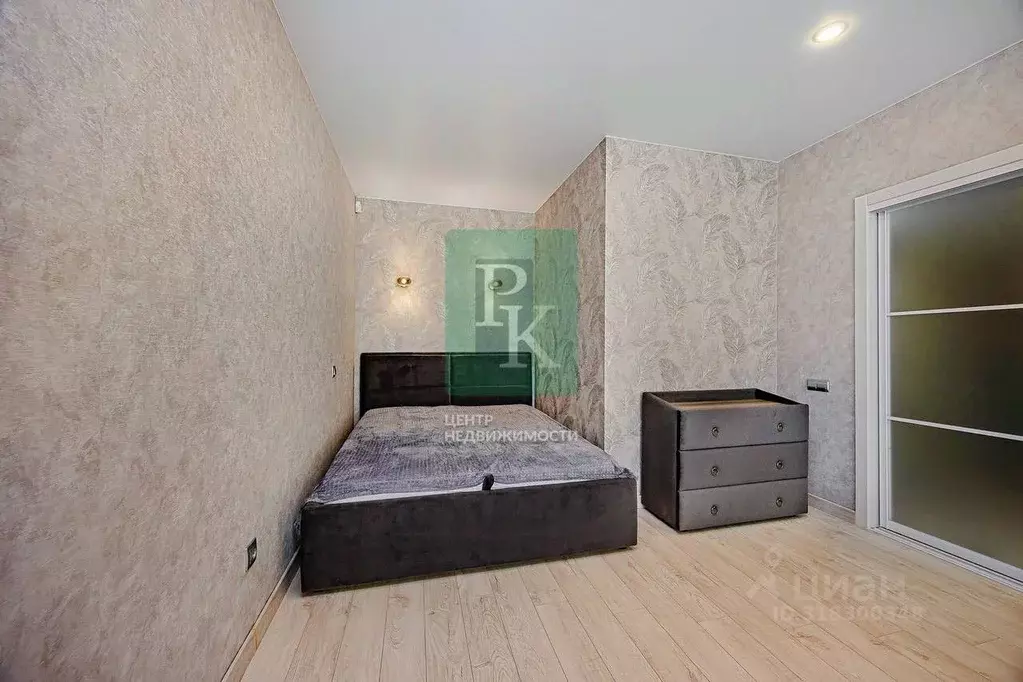 1-к кв. Севастополь ул. Челнокова, 17к1 (50.0 м) - Фото 2