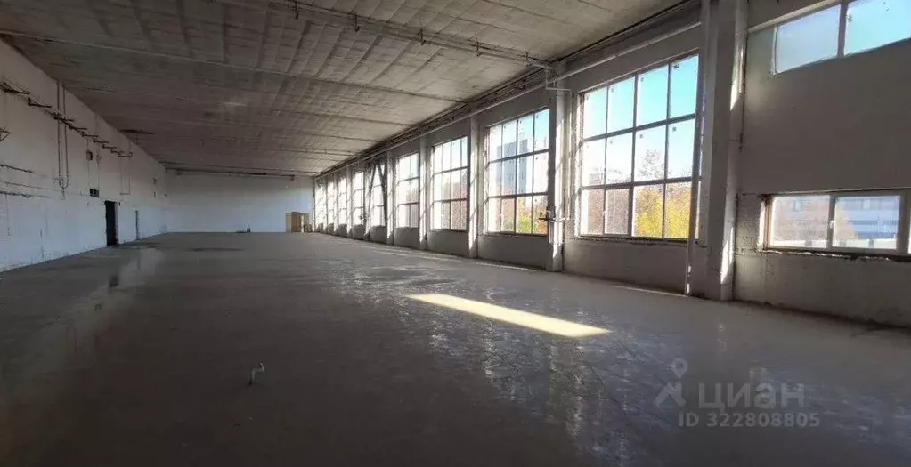 Производственное помещение в Санкт-Петербург ул. Оптиков, 4к3 (2350 м) - Фото 1