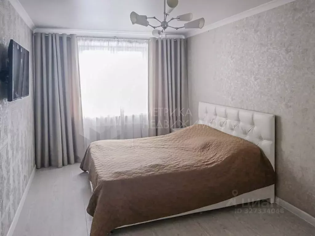 3-к кв. Тюменская область, Тюмень Мелиораторов мкр, ул. Сидора ... - Фото 1