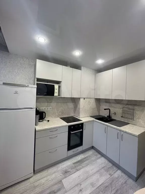 1-к. квартира, 29,9 м, 2/9 эт. - Фото 0