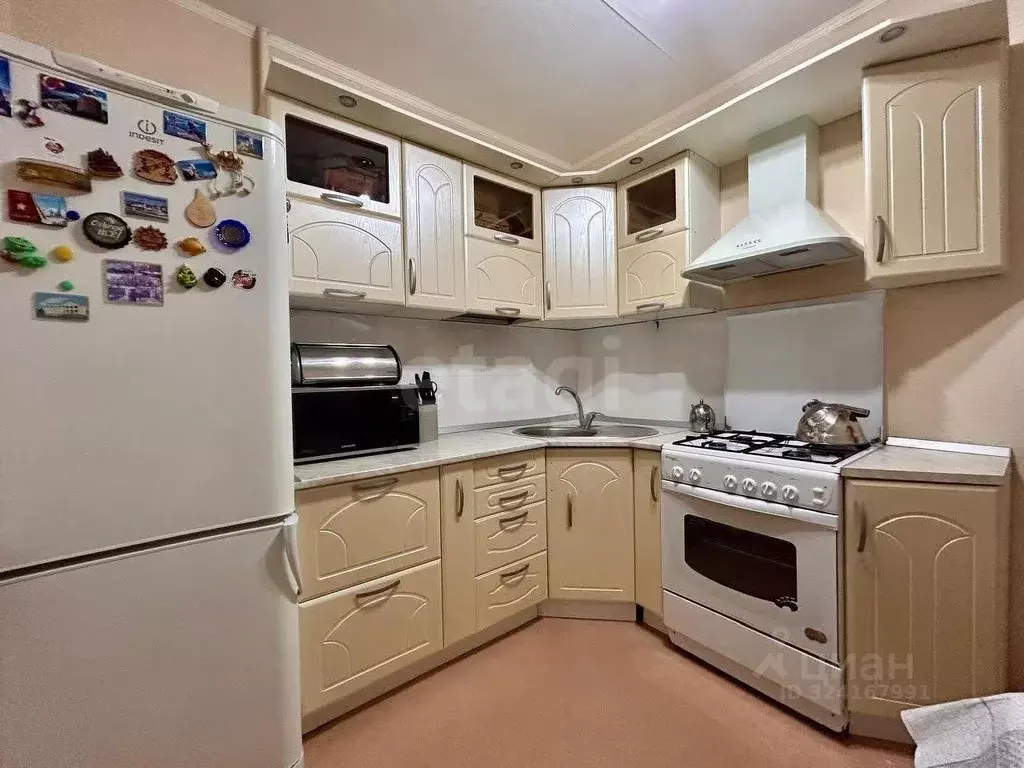 2-к кв. Коми, Усинск ул. 60 лет Октября, 18 (48.2 м) - Фото 1