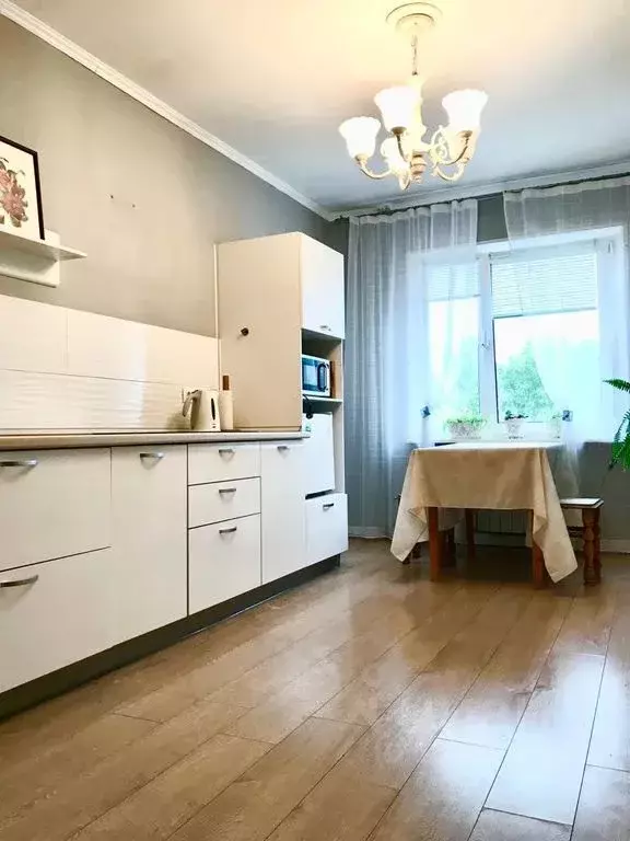 3-к кв. Иркутская область, Иркутск Университетский мкр, 87 (70.0 м) - Фото 0