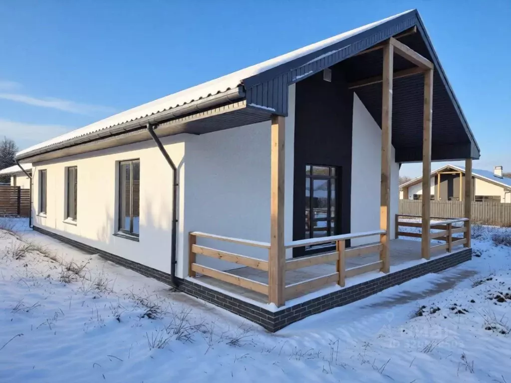 Коттедж в Свердловская область, Сысертский муниципальный округ, Исеть ... - Фото 1