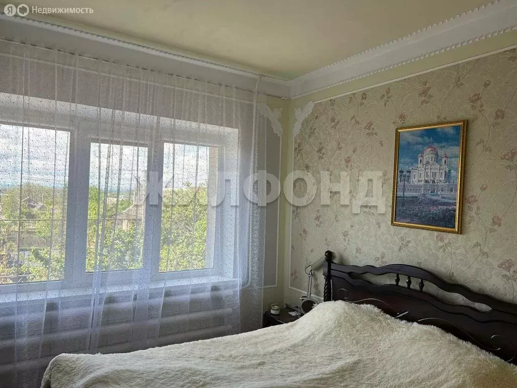 Дом в посёлок Новый, Ахметская улица (217.8 м) - Фото 1