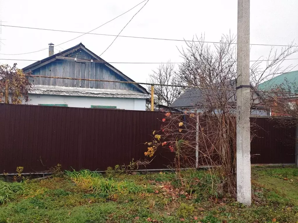 Дом в Краснодарский край, Новокубанский район, Прочноокопская ст-ца ... - Фото 1