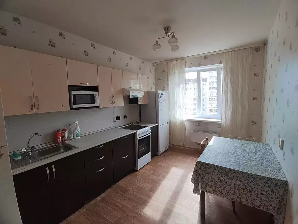 3-к кв. Свердловская область, Екатеринбург ул. Репина, 99А (66.0 м) - Фото 2