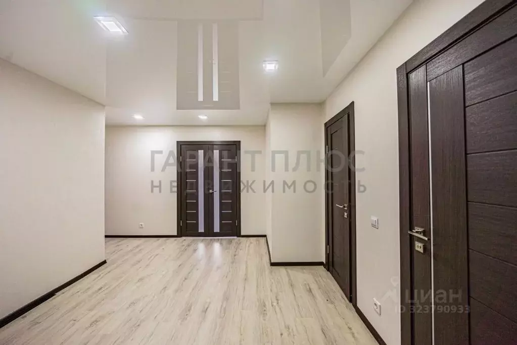 3-к кв. Липецкая область, Липецк ул. Хренникова, 4 (75.7 м) - Фото 2