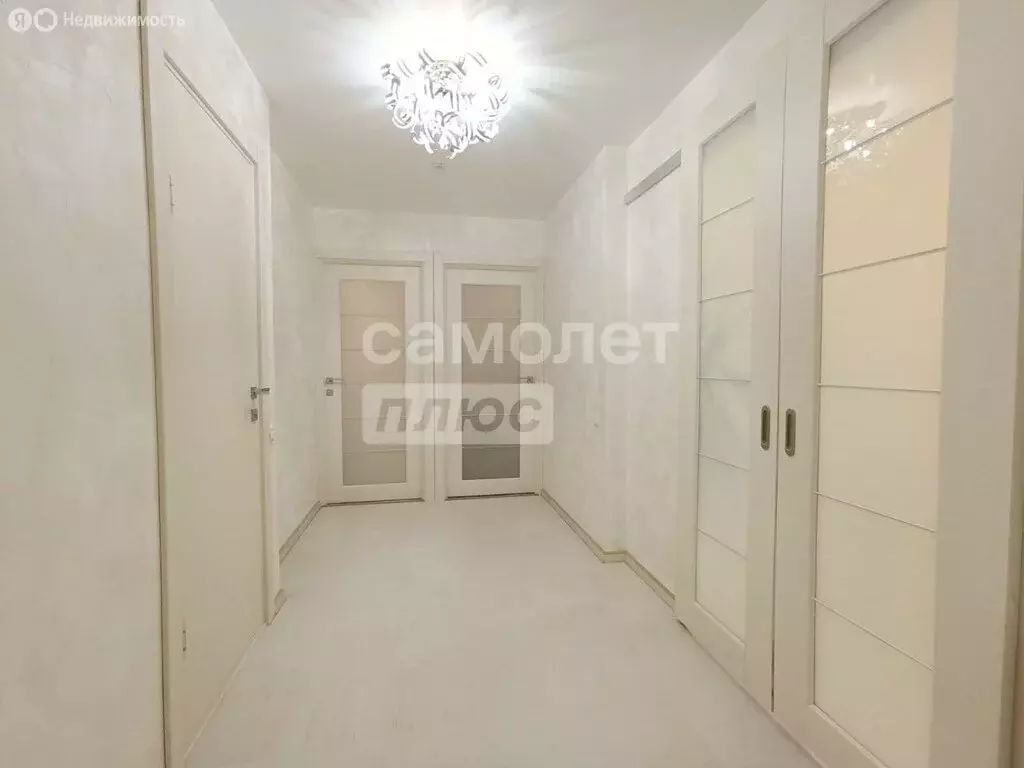 3-комнатная квартира: Ижевск, улица Ворошилова, 55к4 (91 м) - Фото 1