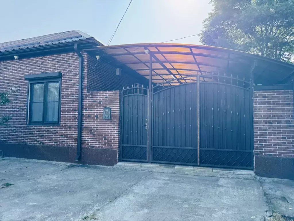 Дом в Адыгея, Майкоп Госпитальная ул., 215 (80 м) - Фото 2