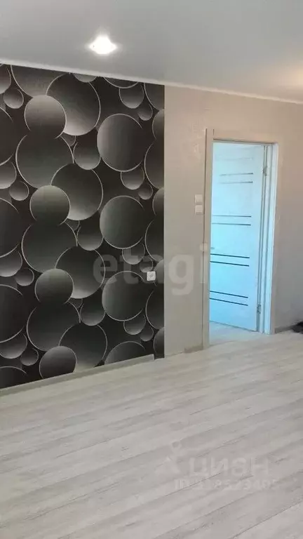1-к кв. Саратовская область, Энгельс Волжский просп., 46а (28.5 м) - Фото 1