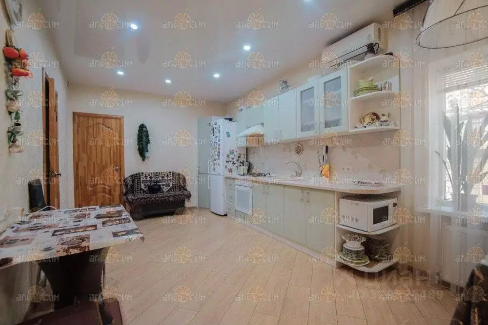 Дом в Ставропольский край, Ставрополь ул. Серова, 32 (80 м) - Фото 2