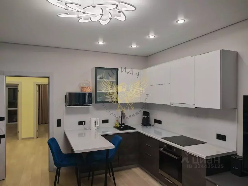 2-к кв. Белгородская область, Старый Оскол Макаренко мкр, 41 (64.0 м) - Фото 1