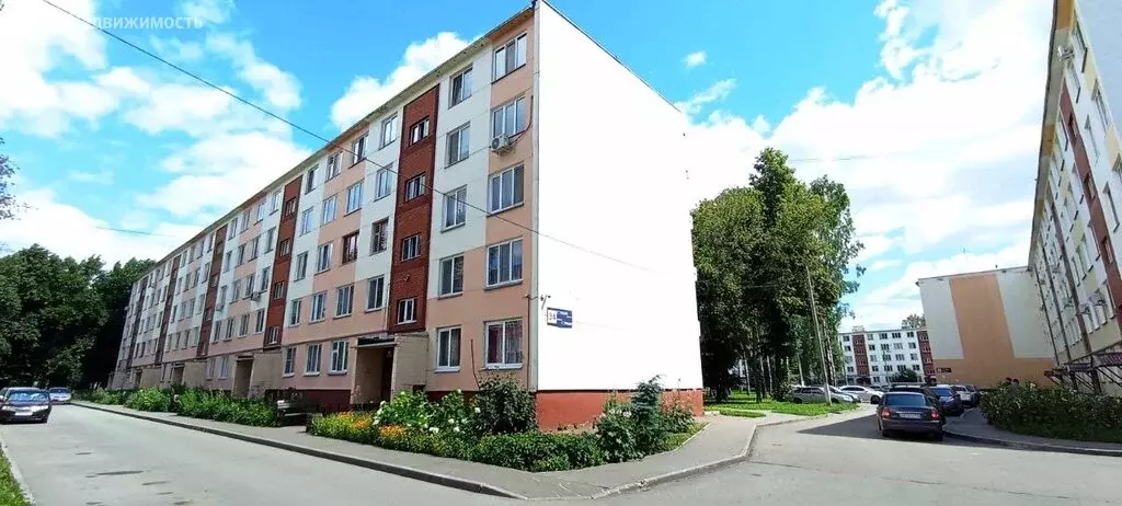 1-комнатная квартира: Нижнекамск, улица Тукая, 34 (28.5 м) - Фото 0