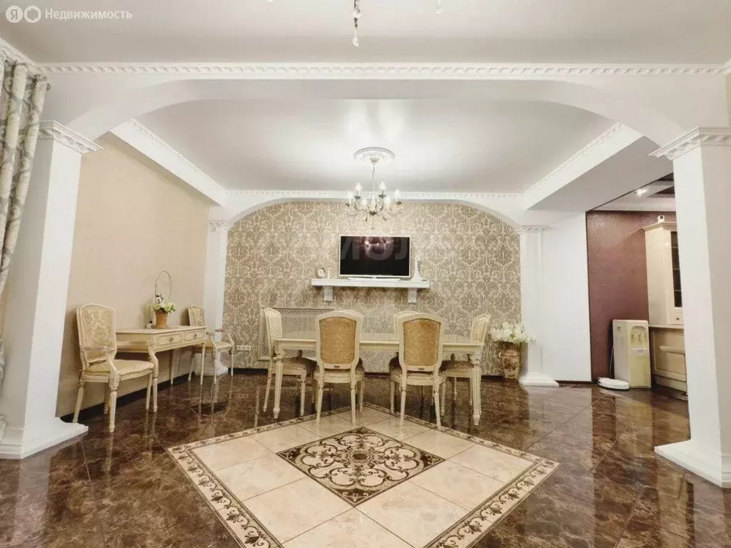 Дом в Оренбург, Красногорская улица, 195/1 (205.2 м) - Фото 1