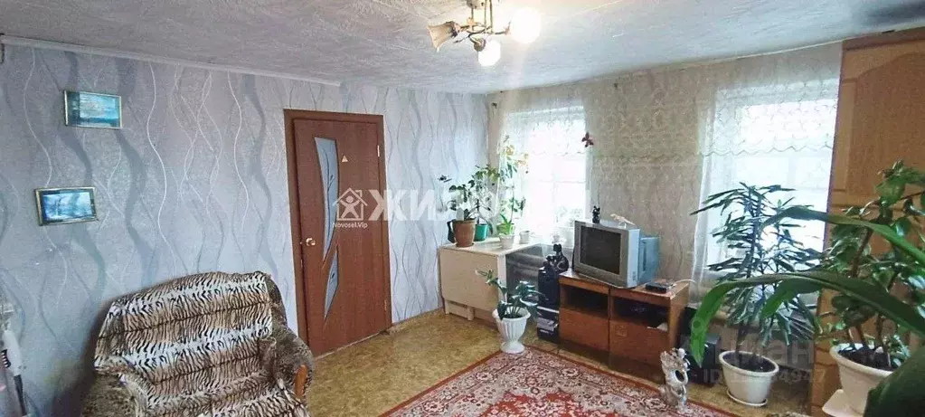 Дом в Кемеровская область, Кемерово Бобруйский пер. (54 м) - Фото 1