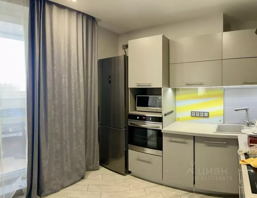 3-к кв. Самарская область, Самара Печерская ул., 20а (106.0 м) - Фото 1