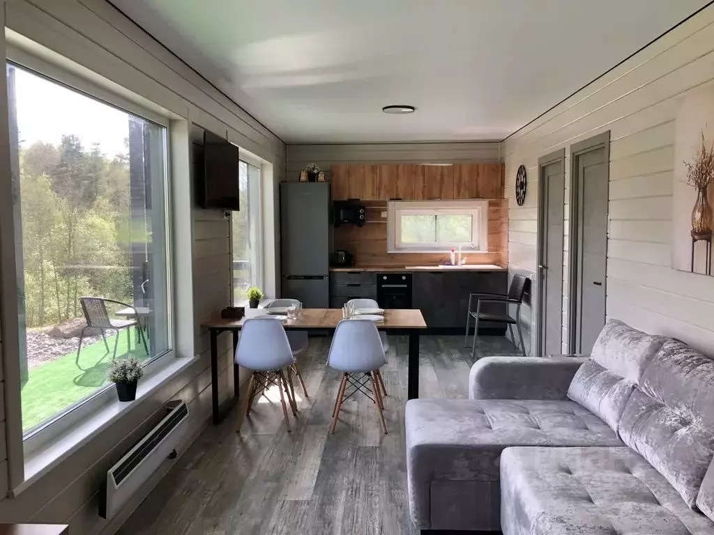 Дом в Карелия, Лахденпохский муниципальный округ, пос. Раухала ул. ... - Фото 1