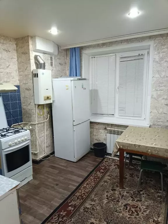 3-к кв. Воронежская область, Лиски просп. Ленина, 1 (60.0 м) - Фото 2