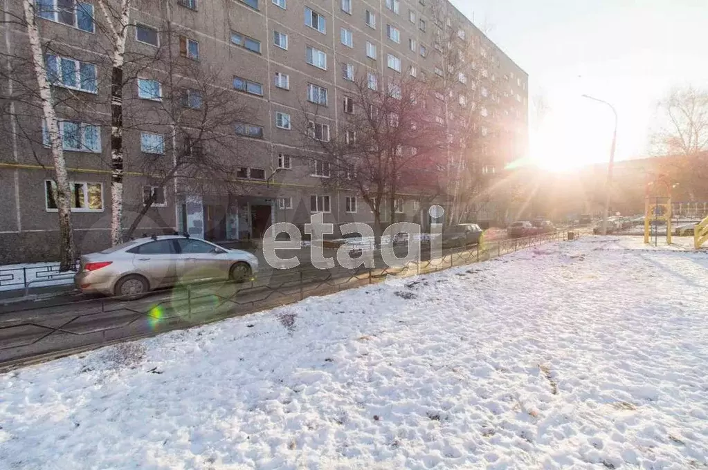 3-к. квартира, 58 м, 6/9 эт. - Фото 1