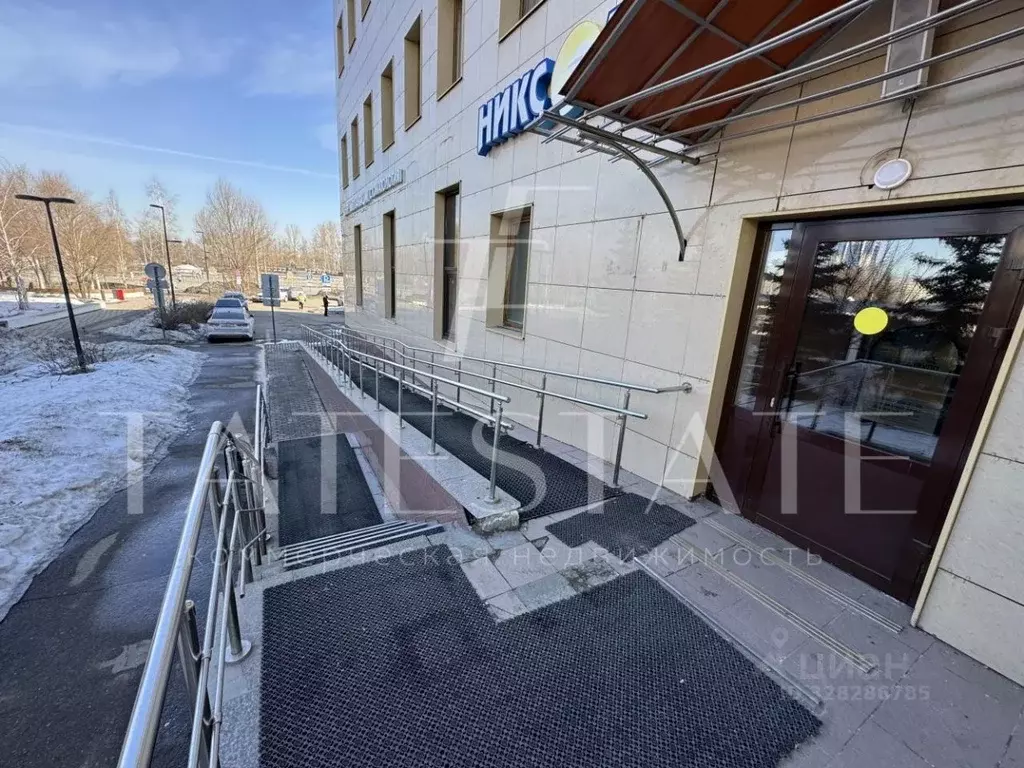 Помещение свободного назначения в Татарстан, Казань просп. Ямашева, 37 ... - Фото 2