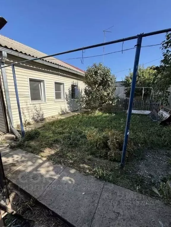 Дом в Волгоградская область, Волгоград Летная ул., 37 (65 м) - Фото 1