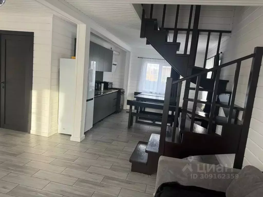 Дом в Ленинградская область, Тосненский район, Федоровское городское ... - Фото 2