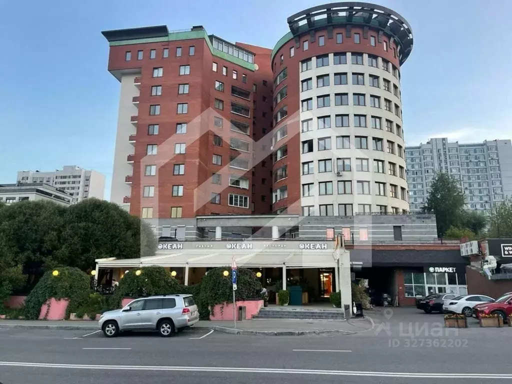 Торговая площадь в Москва ул. Крылатские Холмы, 7К2 (837 м) - Фото 1