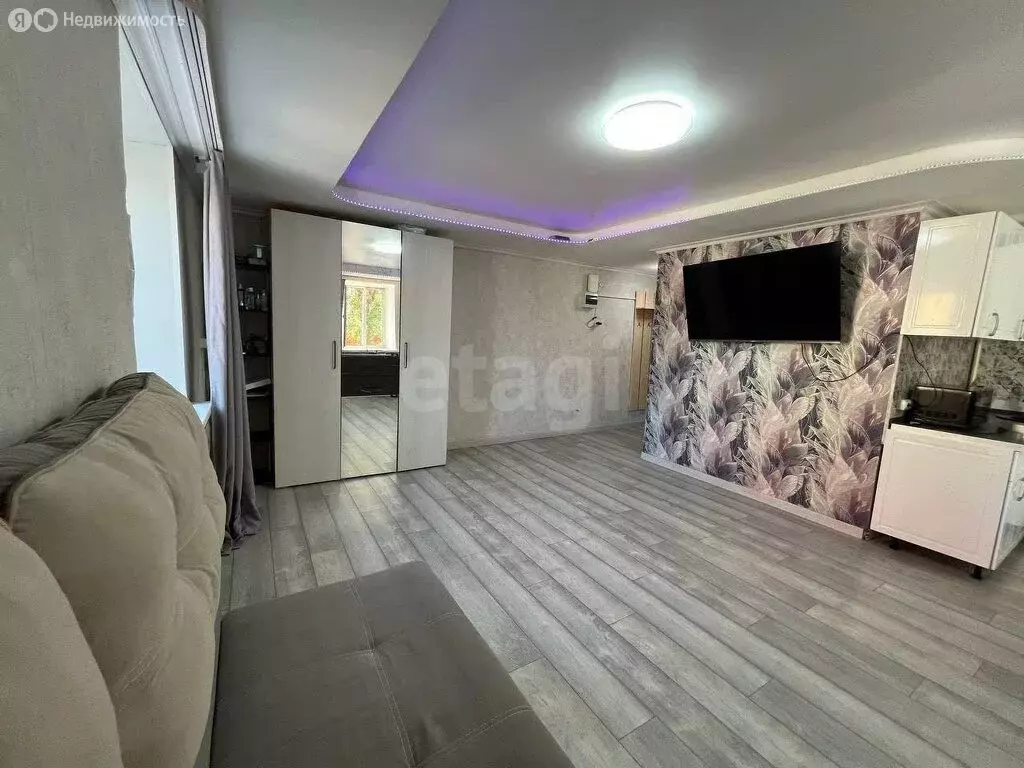 2-комнатная квартира: Улан-Удэ, Октябрьская улица, 10 (41.7 м) - Фото 1