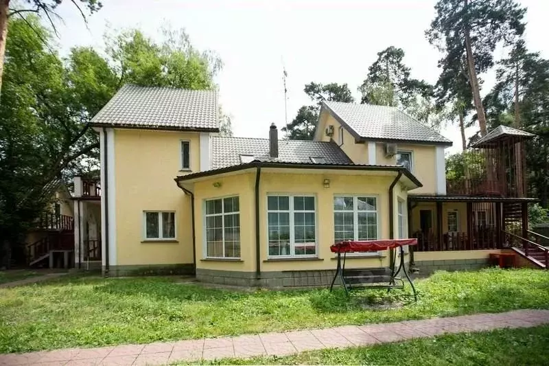 Коттедж в Московская область, Люберцы городской округ, Малаховка пгт ... - Фото 1