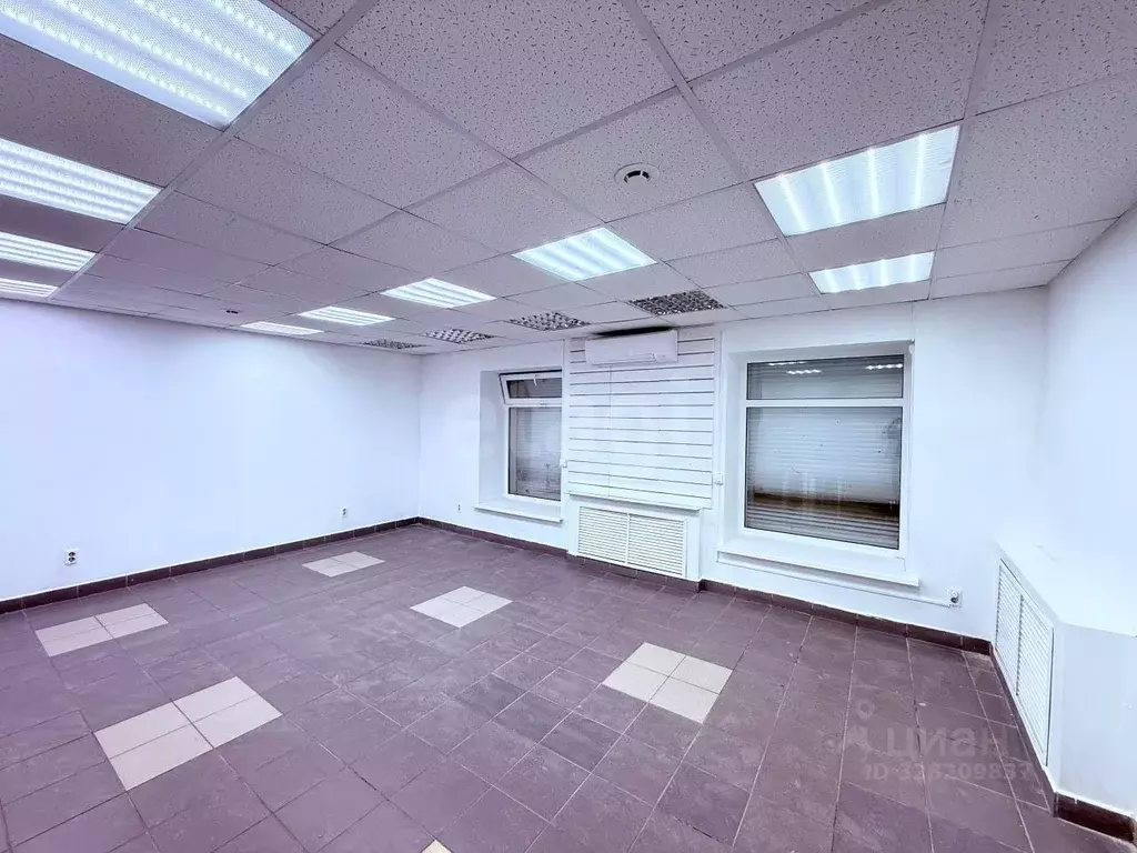 Помещение свободного назначения в Брянская область, Брянск ... - Фото 1