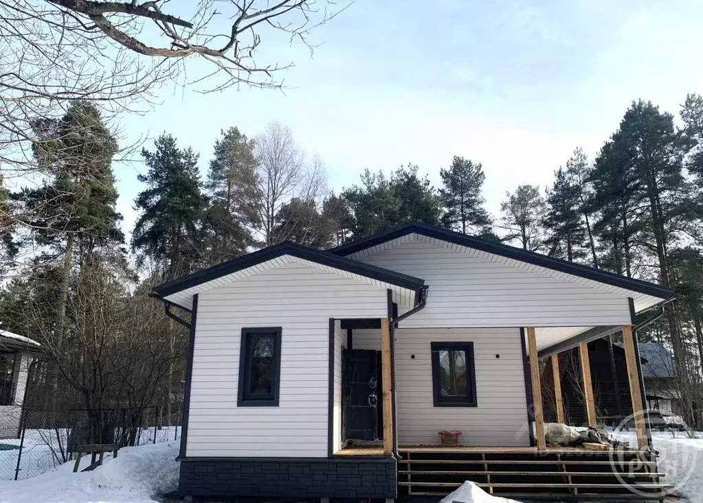 Дом в Ленинградская область, Гатчинский муниципальный округ, Вырица ... - Фото 1