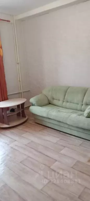 Комната Челябинская область, Челябинск ул. Савина, 4 (17.5 м) - Фото 1