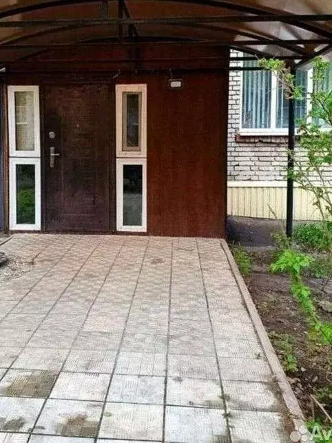 2-к кв. Пензенская область, Кузнецк Октябрьская ул., 1 (55.0 м) - Фото 0