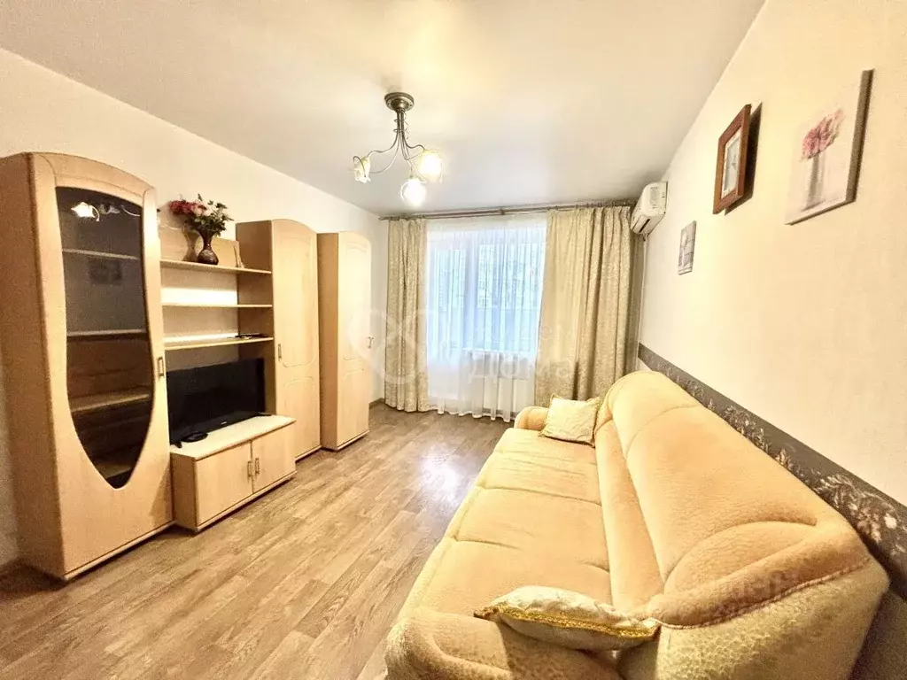 2-к кв. Волгоградская область, Волгоград ул. Космонавтов, 47/1 (54.1 ... - Фото 2