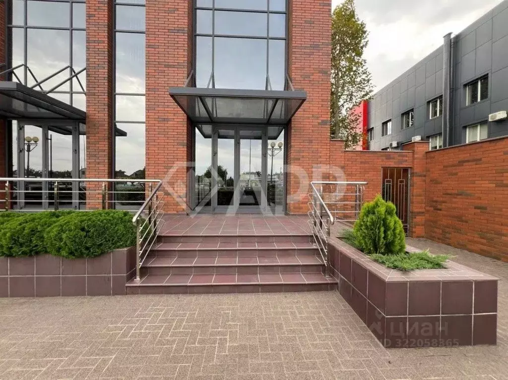 Офис в Краснодарский край, Краснодар ул. 3-я Трудовая, 104/2 (117 м) - Фото 2